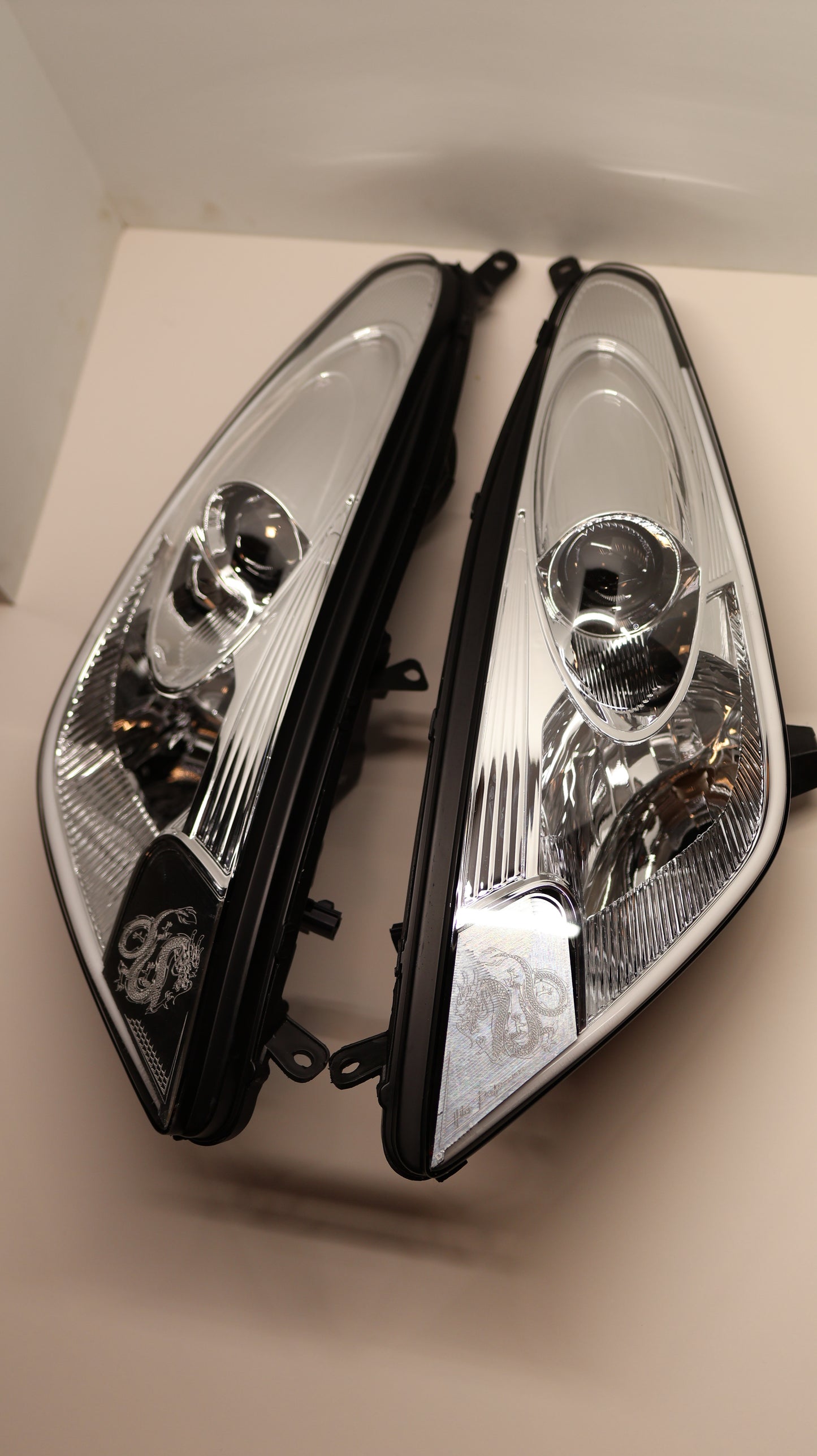 || Limited Edition || 00-06 Celica Silver Dragon Headlights