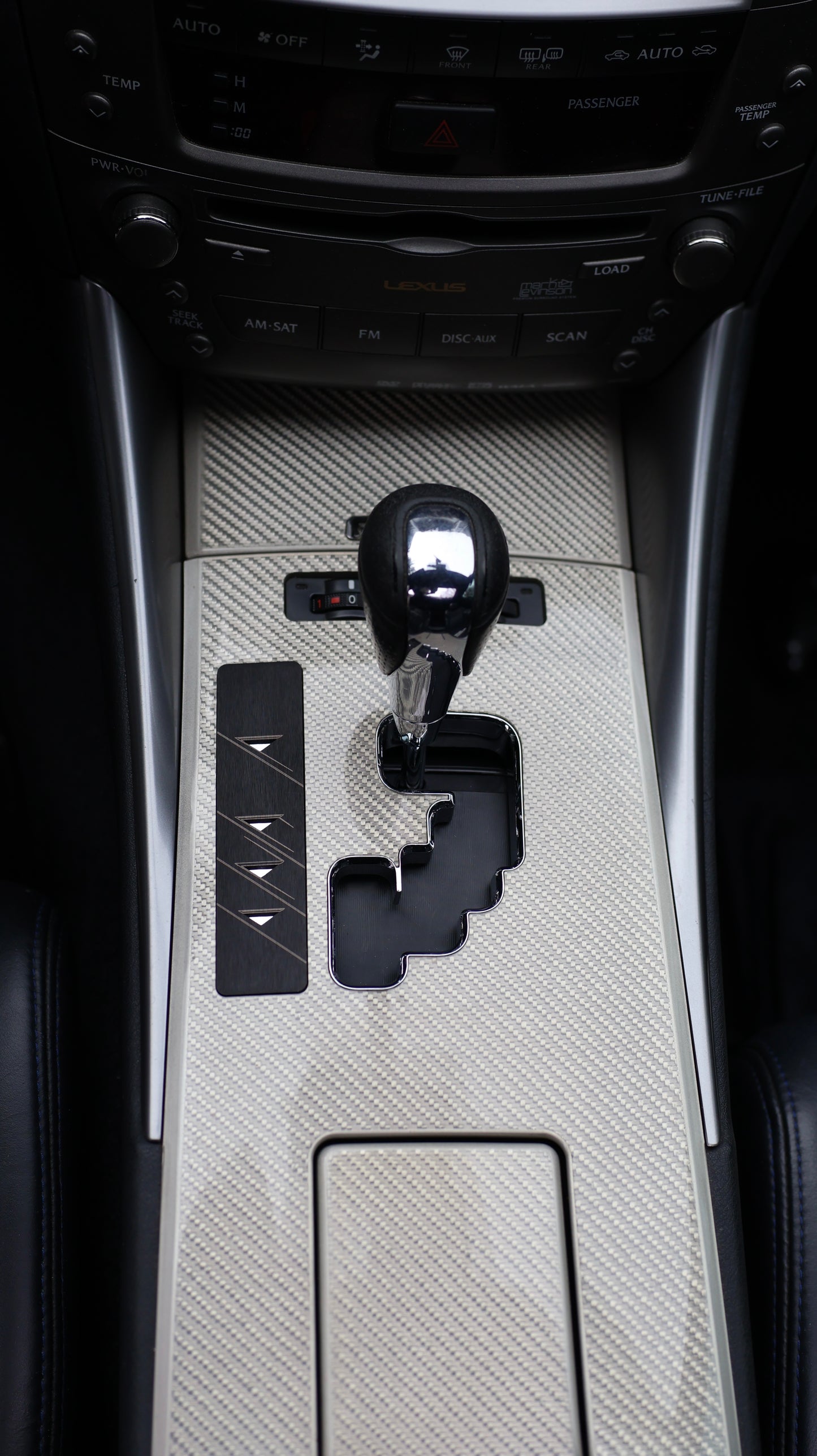 06-14 Lexus IS PRND Trim